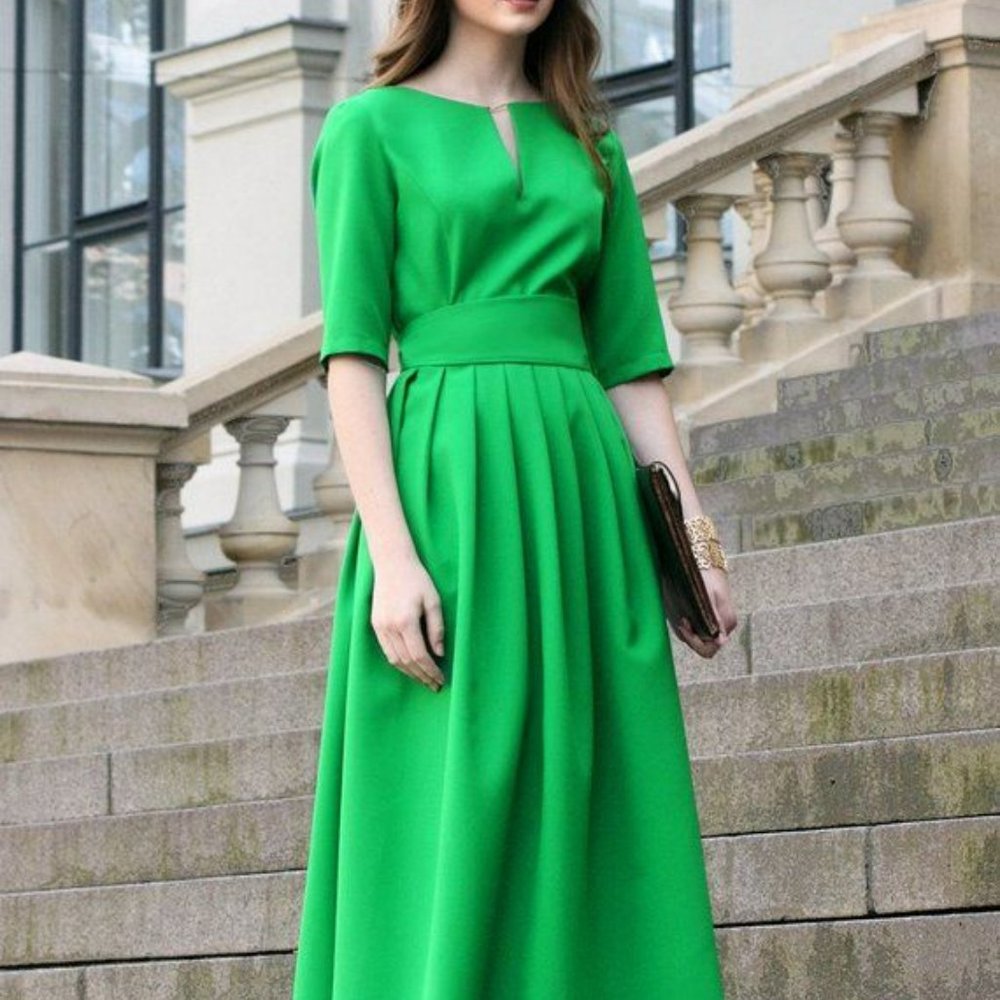 Guntina Green Maxi dress